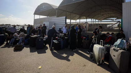 Un medic britanic a reusit sa iasa din Gaza, dar a fost intors inapoi. „O condamnare la moarte” Un medic britanic a reusit sa iasa din Gaza, dar a fost intors inapoi. „O condamnare la moarte”