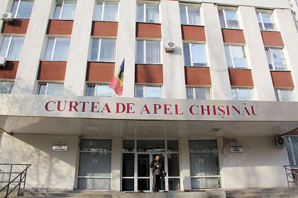 Judecatorul de la Curtea de Apel Chisinau, Mihai Diaconu - retinut in urma perchezitiilor din biroul sau Judecatorul de la Curtea de Apel Chisinau, Mihai Diaconu - retinut in urma perchezitiilor din biroul sau