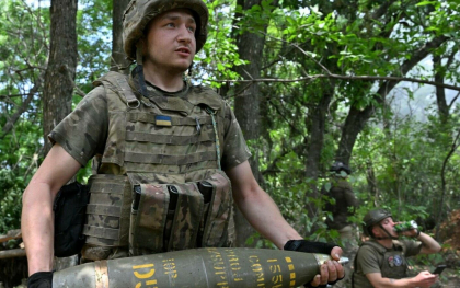 Batalia pentru orasul ucrainean Avdiivka. Presedintele Volodimir Zelenski ameninta: Rusia va plati un pret greu pentru asta - VIDEO