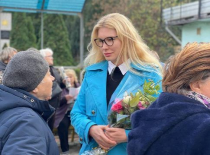 Candidata „independenta” a lui Sor si-a continuat campania de publicitate si dupa excluderea din cursa electorala. Promo-Lex: „Sumele investite pentru promovarea acesteia au fost de minim 53 816 lei” Candidata „independenta” a lui Sor si-a continuat campania de publicitate si dupa excluderea din cursa electorala. Promo-Lex: „Sumele investite pentru promovarea acesteia au fost de minim 53 816 lei”