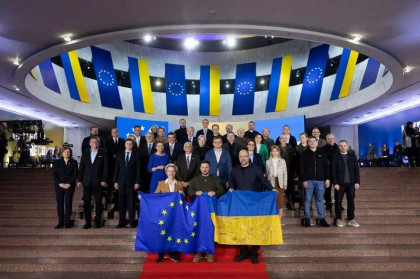 „Cum platim noi asta?” Ajutorul suplimentar pentru Ucraina, dar si decizia de a lansa negocierile de aderare luna viitoare - in pericol, afirma un responsabil UE