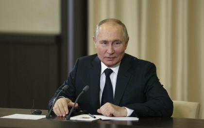 Un nationalist rus vrea sa-l invinga pe Putin in alegerile prezidentiale din 2024: „O criza sistemica se dezvolta in Rusia"
Un nationalist rus vrea sa-l invinga pe Putin in alegerile prezidentiale din 2024: „O criza sistemica se dezvolta in Rusia"
