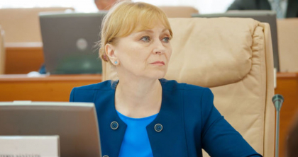 Ministrul Sanatatii, dupa ce un doctor din Balti a fost retinut pentru mita: „Cei care continua cu obiceiurile lor urate - imi pare rau, dar pana la urma, nu veti putea evita intalnirea cu ofiterii CNA” Ministrul Sanatatii, dupa ce un doctor din Balti a fost retinut pentru mita: „Cei care continua cu obiceiurile lor urate - imi pare rau, dar pana la urma, nu veti putea evita intalnirea cu ofiterii CNA”
