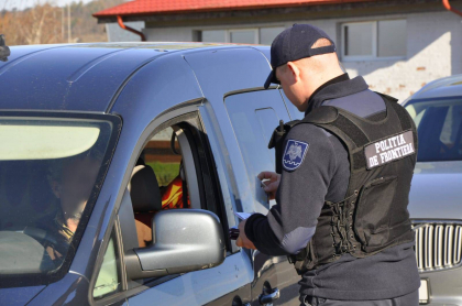 Un cetatean al Federatiei Ruse, cautat prin Interpol, a fost retinut la vama Leuseni. Unde intentiona sa ajunga acesta Un cetatean al Federatiei Ruse, cautat prin Interpol, a fost retinut la vama Leuseni. Unde intentiona sa ajunga acesta