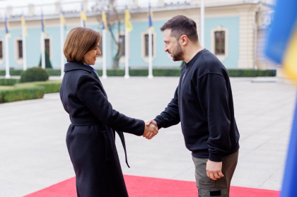Presedintele Maia Sandu, despre intalnirea cu omologul sau ucrainean, Volodimir Zelenski: „Am discutat despre investitiile in drumurile si caile ferate ale Moldovei”