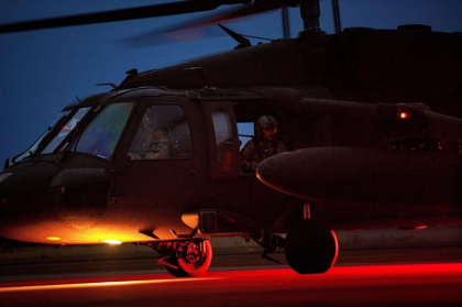 „Cadou pentru Putin”: O organizatie ceha strange bani ca sa trimita in Ucraina un elicopter Black Hawk