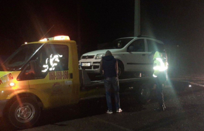 A baut alcool, a furat o masina si a plecat la plimbare. Soferul - prins la Balti de carabinieri