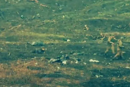 Imagini de un dramatism extrem pe frontul din Avdiivka: Un grup de soldati rusi incearca sa supravietuiasca sub tirul artileriei ucrainene - VIDEO Imagini de un dramatism extrem pe frontul din Avdiivka: Un grup de soldati rusi incearca sa supravietuiasca sub tirul artileriei ucrainene - VIDEO