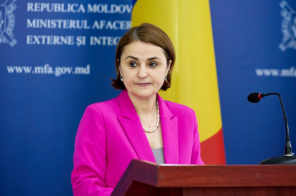 Romania sustine adoptarea, in decembrie, a deciziei pentru deschiderea negocierilor de aderare la UE pentru Moldova si Ucraina. Declaratiile ministrului roman de Externe