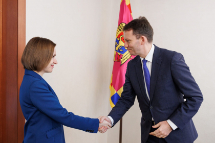 Presedintele Maia Sandu, la discutii cu deputatul european Siegfried Muresan: „Moldova este mai aproape decat oricand de Uniunea Europeana”