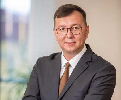 Bulat Rakhmetov este nou Director General al Rompetrol Moldova, lider de piata in Republica Moldova, cu o retea de aproape 100 de statii de carburanti, in toata tara Bulat Rakhmetov este nou Director General al Rompetrol Moldova, lider de piata in Republica Moldova, cu o retea de aproape 100 de statii de carburanti, in toata tara