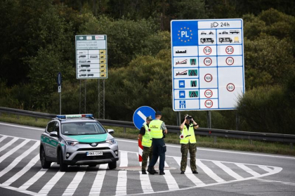 Polonia prelungeste controalele temporare la frontiera cu Slovacia. „Amenintare serioasa de imigratie ilegala” Polonia prelungeste controalele temporare la frontiera cu Slovacia. „Amenintare serioasa de imigratie ilegala”