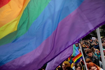 Cum e sa fii gay in Rusia, dupa ce „miscarea internationala LGBTQ” a fost interzisa: „Am un tatuaj, acum trebuie sa-l acopar?” Cum e sa fii gay in Rusia, dupa ce „miscarea internationala LGBTQ” a fost interzisa: „Am un tatuaj, acum trebuie sa-l acopar?”