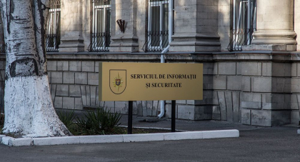 SIS s-a autosesizat pe marginea informatiilor false aparute pe retelele de socializare privind amenintarile in adresa mai multor institutii de invatamant din capitala: „Un atac hibrid” SIS s-a autosesizat pe marginea informatiilor false aparute pe retelele de socializare privind amenintarile in adresa mai multor institutii de invatamant din capitala: „Un atac hibrid”
