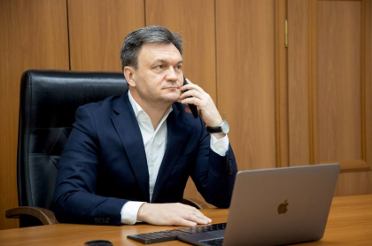 Prim-ministrul Dorin Recean, discutii cu omologul sau roman: „Privim cu incredere catre viitorul nostru european” Prim-ministrul Dorin Recean, discutii cu omologul sau roman: „Privim cu incredere catre viitorul nostru european”
