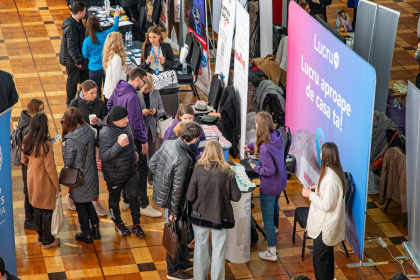 Salariu mare si un loc de munca aproape de casa. Ce-si mai doresc candidatii moldoveni — Lucru.md Salariu mare si un loc de munca aproape de casa. Ce-si mai doresc candidatii moldoveni — Lucru.md