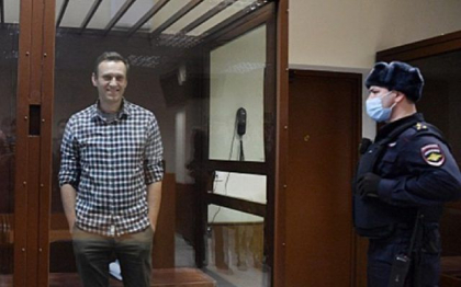 Navalnii a fost dus din inchisoarea de langa Moscova intr-un loc necunoscut
Navalnii a fost dus din inchisoarea de langa Moscova intr-un loc necunoscut