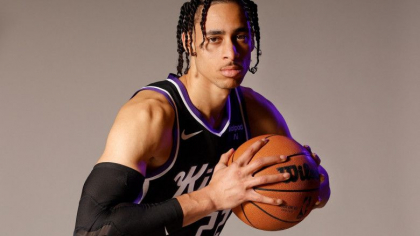 Un baschetbalist american si iubita lui au fost arestati dupa ce au ucis o tanara. Cadavrul a fost descoperit in desert