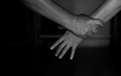 Familie de pakistanezi, condamnata la inchisoare pe viata, dupa ce si-a ucis fiica pentru ca a refuzat o casatorie aranjata