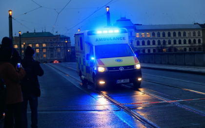 Trei studenti straini se numara printre persoanele ranite in masacrul din Praga. Bilantul mortilor, revizuit