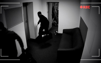 Jaf de 200.000 de euro la Paris. Unul dintre hoti a fost arestat datorita geolocalizarii unui telefon furat
