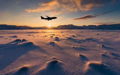Avionul blocat in Franta de joi sub suspiciunea de trafic de persoane urmeaza sa decoleze din nou luni. Ce s-a intamplat Avionul blocat in Franta de joi sub suspiciunea de trafic de persoane urmeaza sa decoleze din nou luni. Ce s-a intamplat