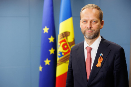 Seful delegatiei UE la Chisinau, Janis Mazeiks, mesaj de Revelion: „2023 va ramane in istorie ca anul in care CE a decis sa inceapa negocierile de aderare cu Moldova” - VIDEO Seful delegatiei UE la Chisinau, Janis Mazeiks, mesaj de Revelion: „2023 va ramane in istorie ca anul in care CE a decis sa inceapa negocierile de aderare cu Moldova” - VIDEO