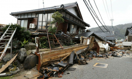 Bilantul cutremurului din Japonia a crescut la 57 de morti. Intr-un oras, 90 la suta dintre cladiri sunt puse la pamant