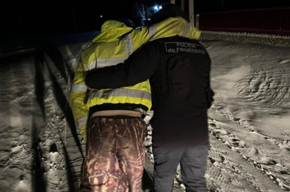 Gestul impresionant al unui politist de frontiera. Ce a facut - FOTO