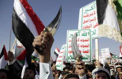 „Nu trebuia sa le dam Houthi ce vor, insa exact asta am facut". Au fost americanii ademeniti sa inceapa un razboi cu Yemen? - ANALIZA