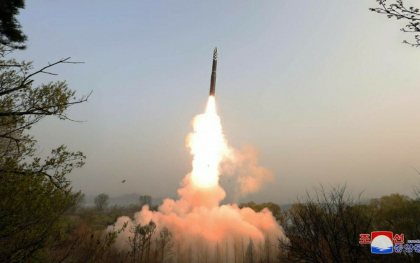 Coreea de Nord a testat o noua racheta cu combustibil solid. SUA, Coreea de Sud si Japonia au reactionat imediat Coreea de Nord a testat o noua racheta cu combustibil solid. SUA, Coreea de Sud si Japonia au reactionat imediat