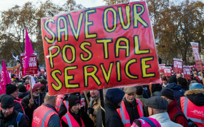 Scandal in Marea Britanie. Posta Regala a insistat sa condamne 700 de postasi pentru furt desi stia ca erau nevinovati