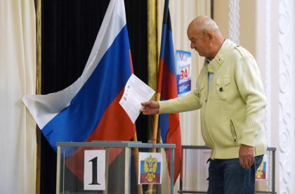 In numele „pacii”: Mii de rusi se mobilizeaza pentru un candidat care il contesta pe Putin In numele „pacii”: Mii de rusi se mobilizeaza pentru un candidat care il contesta pe Putin