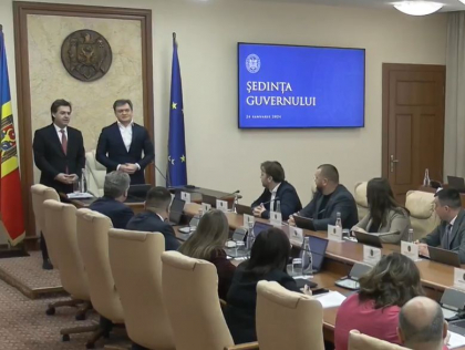 Aplauze pentru Nicu Popescu la sedinta Guvernului. Dorin Recean: „Vreau sa-i multumim pentru aportul extraordinar pe care l-a adus Republicii Moldova” Aplauze pentru Nicu Popescu la sedinta Guvernului. Dorin Recean: „Vreau sa-i multumim pentru aportul extraordinar pe care l-a adus Republicii Moldova”
