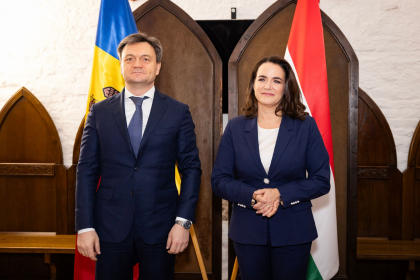 La initiativa premierului maghiar, Viktor Orban, prim-ministrul Dorin Recean se afla in Budapesta. A avut o intrevedere cu presedintele Ungariei, Katalin Novak. Despre ce au discutat - FOTO La initiativa premierului maghiar, Viktor Orban, prim-ministrul Dorin Recean se afla in Budapesta. A avut o intrevedere cu presedintele Ungariei, Katalin Novak. Despre ce au discutat - FOTO