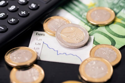 Curs valutar BNM pentru 26 ianuarie. Cat costa astazi un euro si un dolar - FOTO

