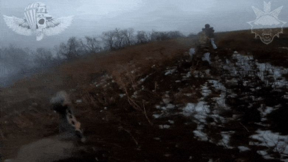 Soldati rusi capturati in urma unei misiuni spectaculoase a militarilor ucraineni. Imagini puternice de pe front - VIDEO Soldati rusi capturati in urma unei misiuni spectaculoase a militarilor ucraineni. Imagini puternice de pe front - VIDEO