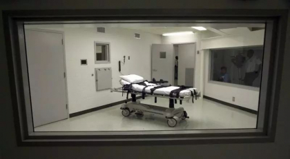 ONU si UE condamna prima executie prin inhalare de azot din SUA: „Deosebit de cruda”.„Ar putea echivala cu tortura”
ONU si UE condamna prima executie prin inhalare de azot din SUA: „Deosebit de cruda”.„Ar putea echivala cu tortura”