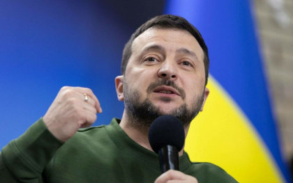 Zelenski si-a publicat declaratia de avere. Cate apartamente si masini are presedintele Ucrainei pe numele sau