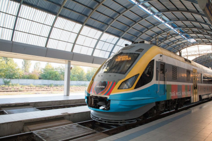 Cursa Chisinau - Iasi nu va fi sistata. Spinu: „Departamentul tehnic CFM mi-a dat asigurari ca in urmatoarele zile se va lucra in regim de urgenta pentru ca ruta sa circule fara intreruperi”