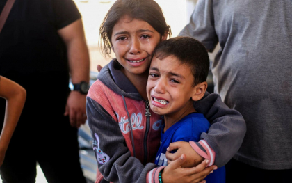 17.000 de copii traiesc in Fasia Gaza fara parinti sau frati. „Sufera asa cum niciun copil nu ar trebui sa sufere vreodata” 17.000 de copii traiesc in Fasia Gaza fara parinti sau frati. „Sufera asa cum niciun copil nu ar trebui sa sufere vreodata”