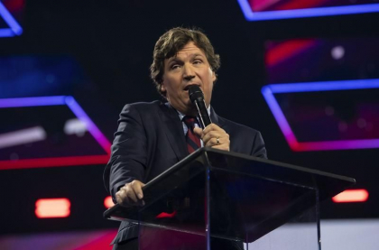 UE l-ar putea sanctiona pe prezentatorul TV american Tucker Carlson ca propagandist al Rusiei din cauza interviului cu Putin UE l-ar putea sanctiona pe prezentatorul TV american Tucker Carlson ca propagandist al Rusiei din cauza interviului cu Putin