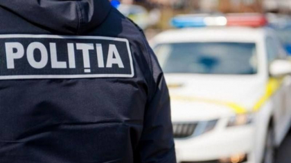 Un barbat din Edinet a ajuns la spital, dupa ce a fost lovit de iubita sa. Cei doi au consumat alcool Un barbat din Edinet a ajuns la spital, dupa ce a fost lovit de iubita sa. Cei doi au consumat alcool