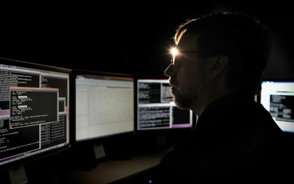 O privire intr-una dintre cele mai secrete baze de spionaj militar: „Suntem in antecamera unui razboi la scara larga”
O privire intr-una dintre cele mai secrete baze de spionaj militar: „Suntem in antecamera unui razboi la scara larga”