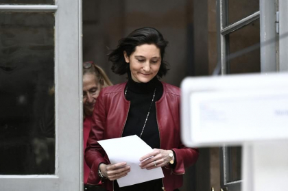 Ministrul Educatiei din Franta ramane fara functie dupa ce s-a aflat ca isi duce copiii la o scoala privata 