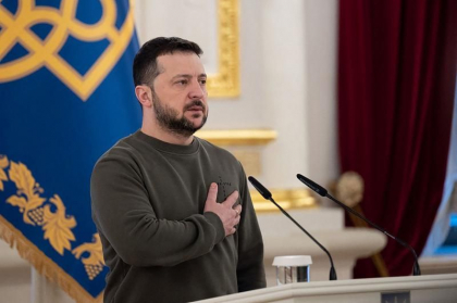 Zelenski continua schimbarile din Armata Ucrainei si a numit noii adjuncti ai lui Sirski si Bargilevici - VIDEO
Zelenski continua schimbarile din Armata Ucrainei si a numit noii adjuncti ai lui Sirski si Bargilevici - VIDEO
