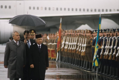 Un dictator mort de 16 ani are un nou mesaj video pentru alegatorii din tara sa, generat cu ajutorul A.I. - VIDEO Un dictator mort de 16 ani are un nou mesaj video pentru alegatorii din tara sa, generat cu ajutorul A.I. - VIDEO
