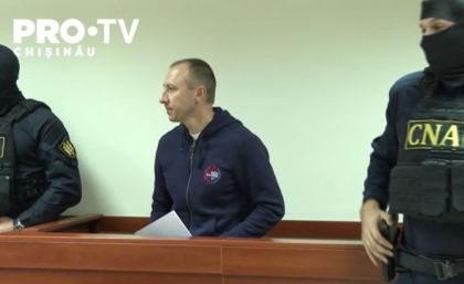 Procurorul implicat in accidentul de la Bahmut a fost eliberat sub control judiciar si ar putea reveni la munca
Procurorul implicat in accidentul de la Bahmut a fost eliberat sub control judiciar si ar putea reveni la munca