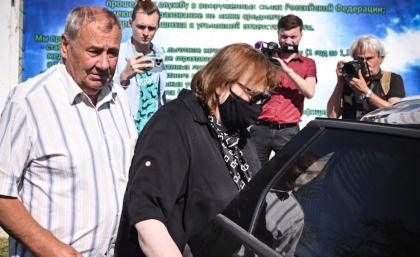 Mama lui Alexei Navalnii si-a vazut fiul cu cateva zile inainte sa afle de moartea lui: „Nu vreau niciun fel de mesaje de condoleante” Mama lui Alexei Navalnii si-a vazut fiul cu cateva zile inainte sa afle de moartea lui: „Nu vreau niciun fel de mesaje de condoleante”