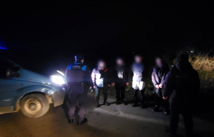 Fug din calea razboiului. Alti patru ucraineni au fost prinsi cand incercau sa treaca granita ilegal in Moldova - FOTO